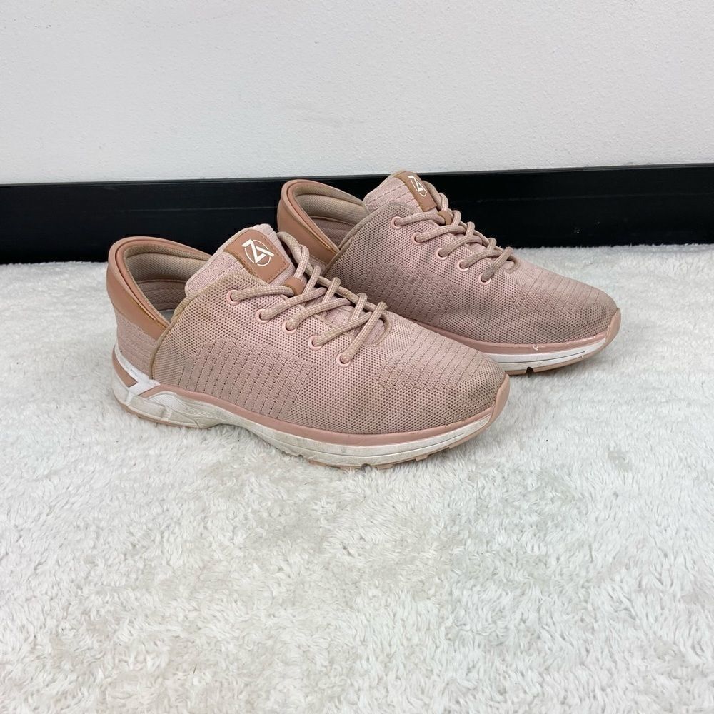 Zeba Blush Sneakers 